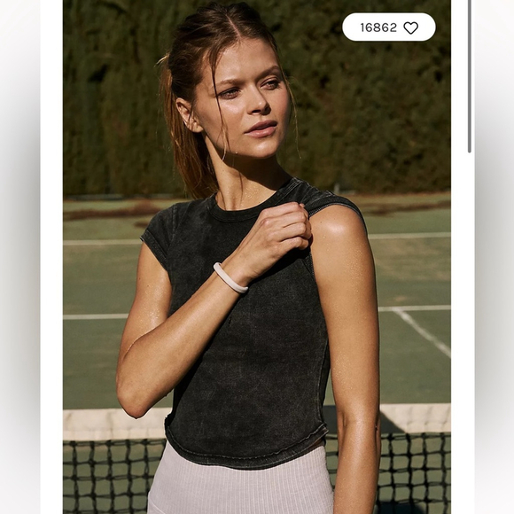 Free People Tops - Free People Ribbed Baby Tee Washed Black size Medium